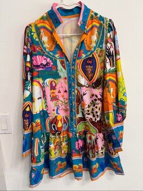 Boutique Balloon-Sleeve cuff button mini Dress! (Like Alemais) Size Medium